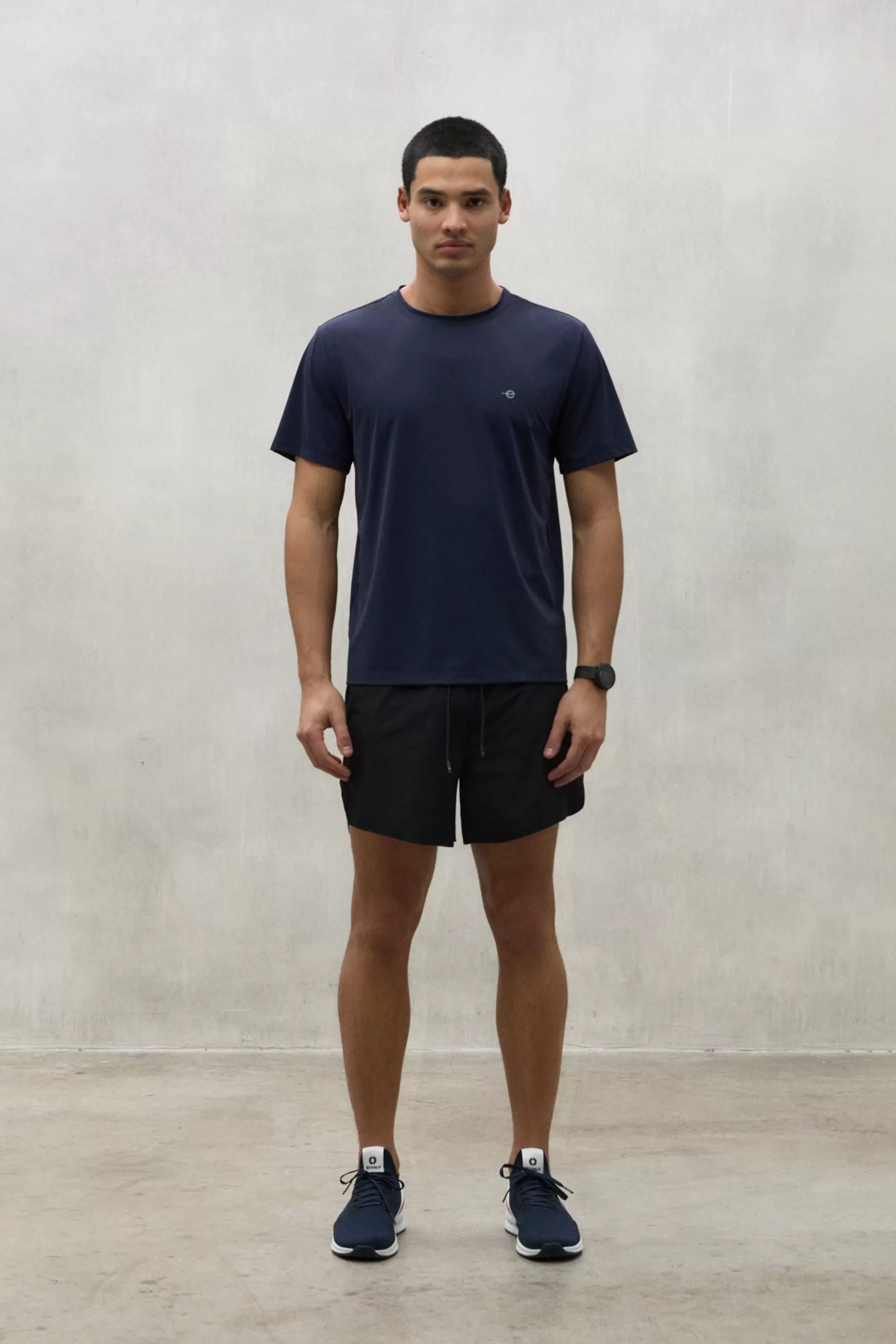 Shop CAMISETA ZURICH AZUL Hombre Running